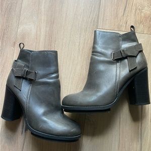 Cute booties size 8